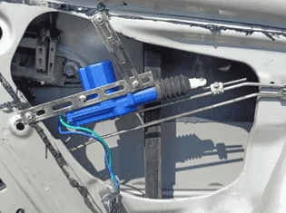 Trabajo de instalacion de pestillos